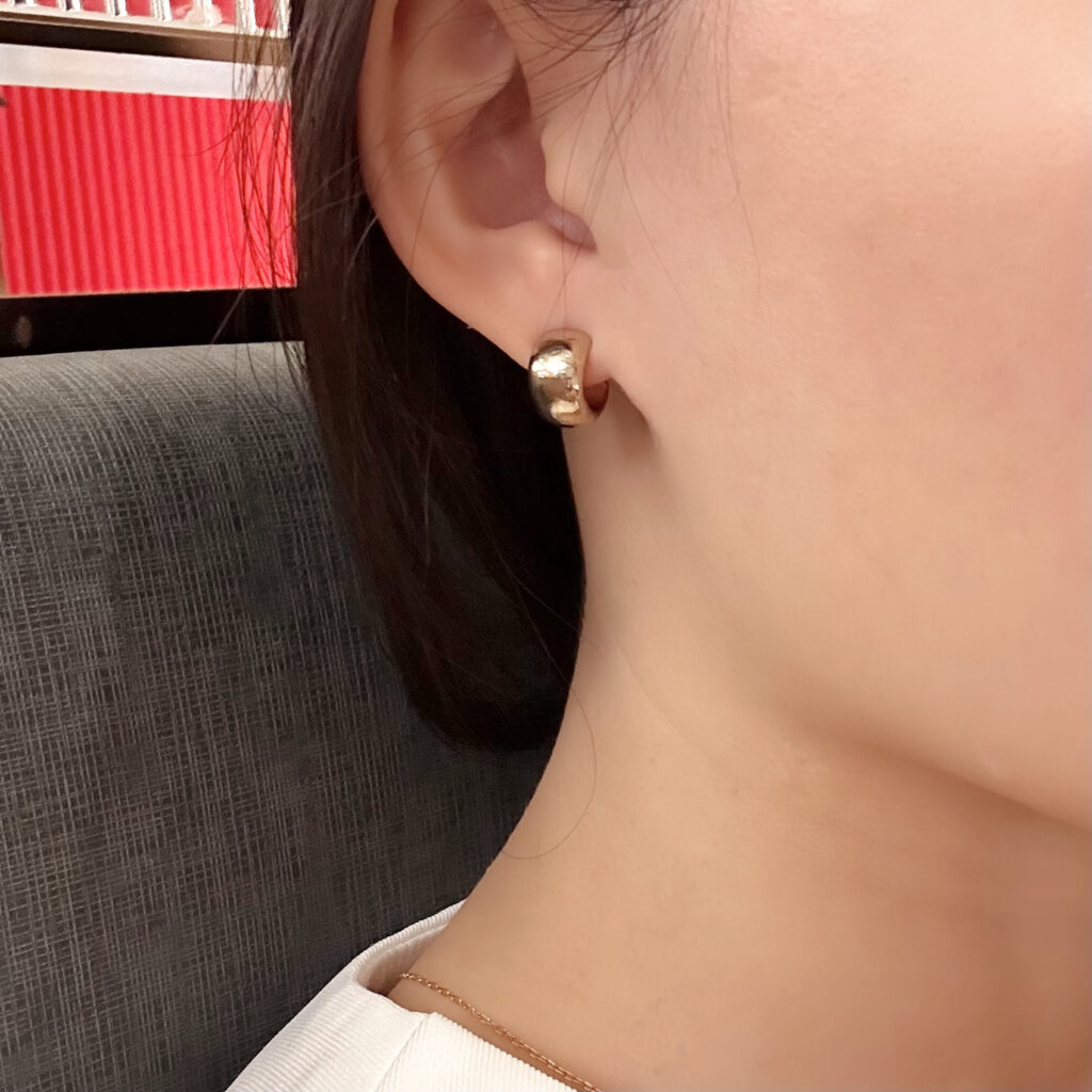 {"ARInfo":{"IsUseAR":false},"Version":"1.0.0","MakeupInfo":{"IsUseMakeup":false},"FaceliftInfo":{"IsChangeEyeLift":false,"IsChangeFacelift":false,"IsChangePostureLift":false,"IsChangeNose":false,"IsChangeFaceChin":false,"IsChangeMouth":false,"IsChangeThinFace":false},"BeautyInfo":{"IsAIBeauty":false,"OldBeautyCount":1,"IsSharpen":false,"SwitchMedicatedAcne":false,"IsBrightEyes":false,"IsOldBeauty":false,"IsReduceBlackEyes":false},"HandlerInfo":{"AppName":2},"FilterInfo":{"IsUseFilter":false}}